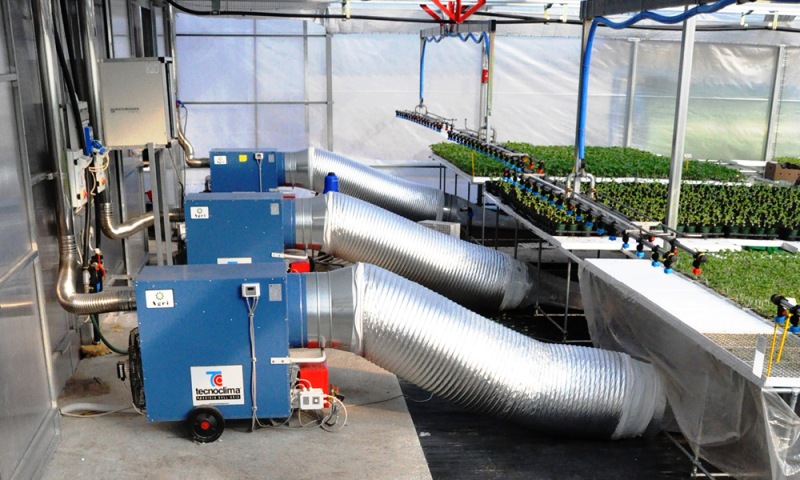 راهکار های طبیعی و بهینه گرمایش گلخانه در زمستان